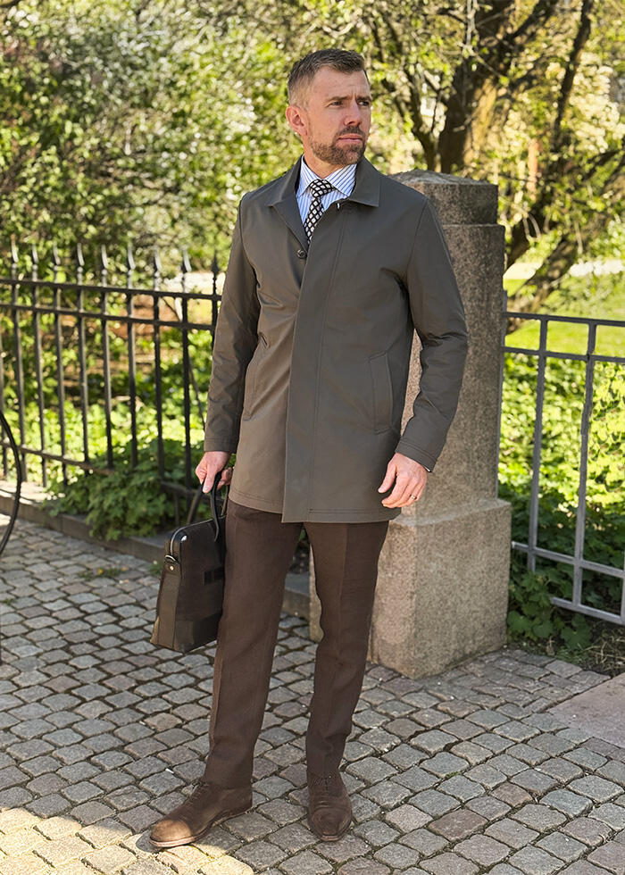 UBR - Maestro Coat