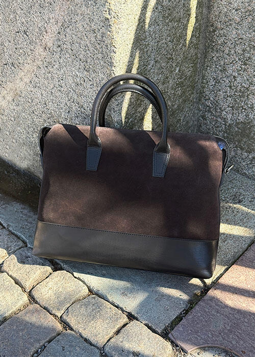 Saddler